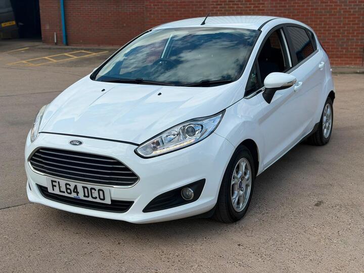 Ford Fiesta 1.6 TDCi ECOnetic Titanium Euro 5 (s/s) 5dr