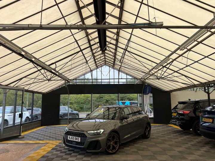 Audi A1 1.5 TFSI 35 S Line Contrast Edition Sportback S Tronic Euro 6 (s/s) 5dr