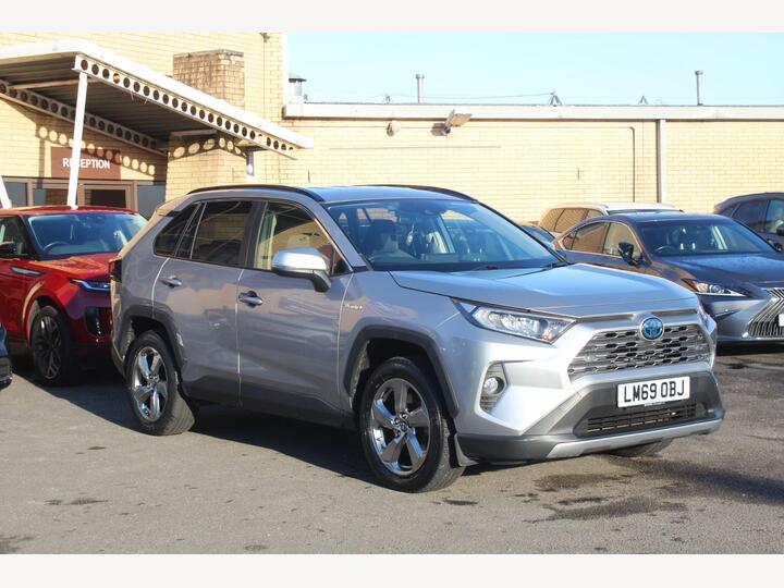 Toyota RAV4 2.5 VVT-h Design CVT 4WD Euro 6 (s/s) 5dr