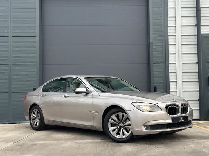 BMW 7 Series 3.0 730d SE Auto Euro 5 4dr
