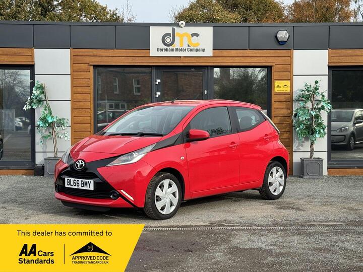 Toyota AYGO 1.0 VVT-i X-play Euro 5 5dr Euro 5