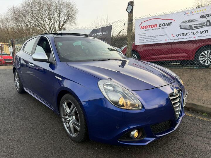 Alfa Romeo Giulietta 1.6 JTDM-2 Exclusive Euro 6 (s/s) 5dr