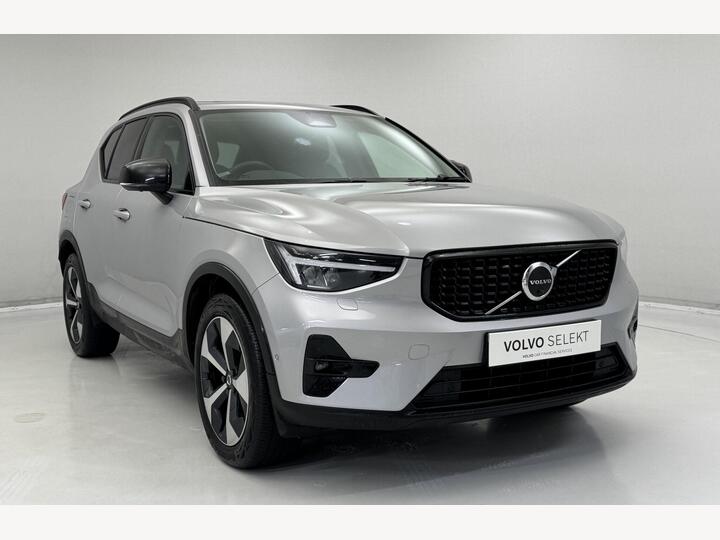 Volvo XC40 2.0 B4 MHEV Ultimate DCT Auto Euro 6 (s/s) 5dr