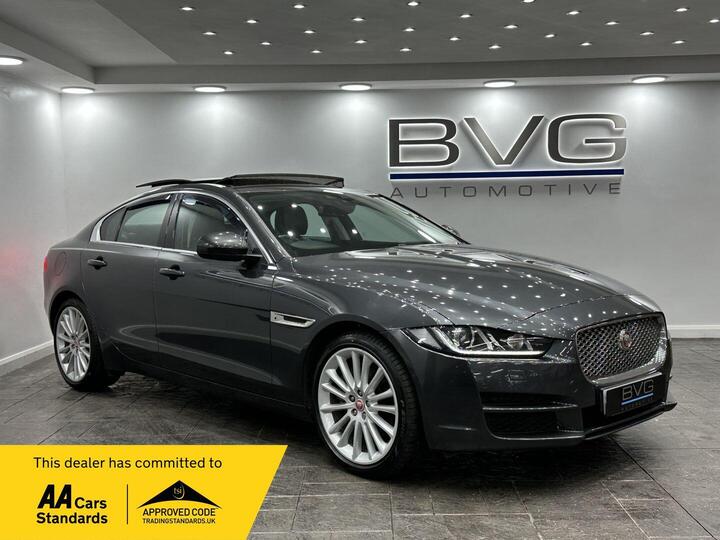 Jaguar XE 2.0d Portfolio Auto AWD Euro 6 (s/s) 4dr