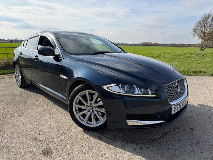 Jaguar XF 3.0d V6 Premium Luxury Auto Euro 5 4dr