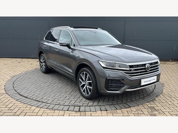 Volkswagen Touareg 3.0 TDI V6 R-Line Tech Tiptronic 4Motion Euro 6 (s/s) 5dr