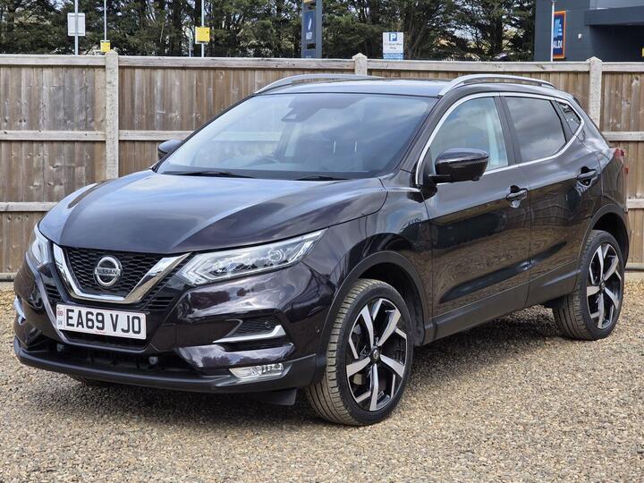 Nissan QASHQAI 1.3 DIG-T Tekna Euro 6 (s/s) 5dr