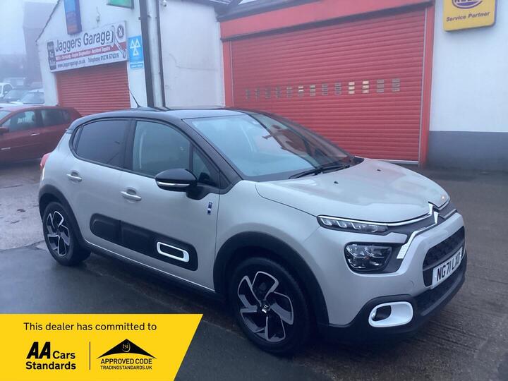 Citroen C3 1.2 PureTech Saint James Euro 6 (s/s) 5dr Citroen C3 1.2 PureTech Saint James Euro 6 (s/s) 5dr