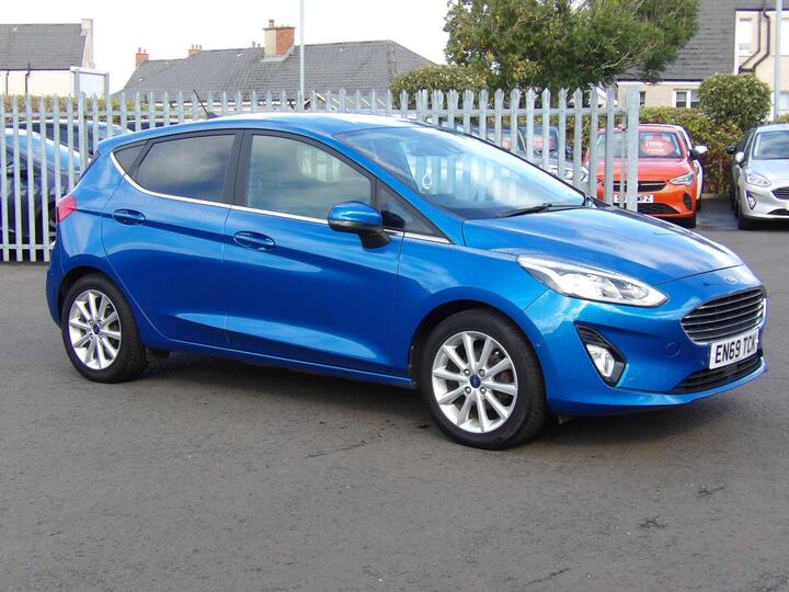 Ford Fiesta 1.0T EcoBoost Titanium Euro 6 (s/s) 5dr