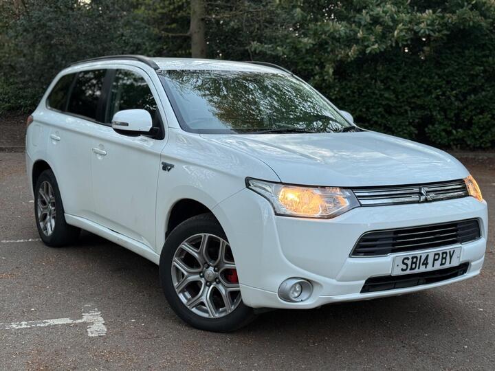 Mitsubishi Outlander 2.0h 12kWh GX3h CVT 4WD Euro 5 (s/s) 5dr