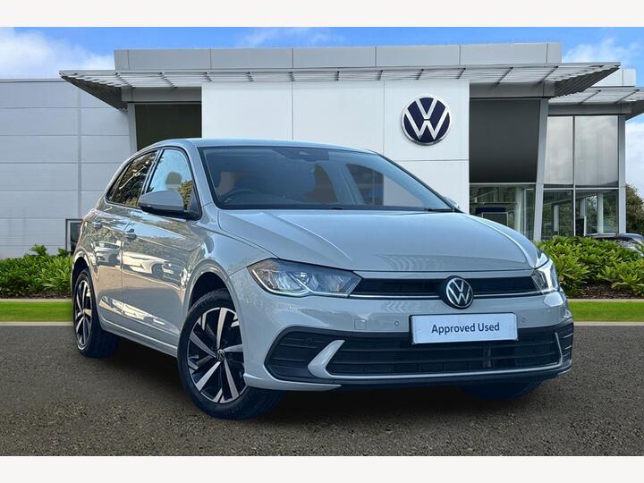 Volkswagen Polo 1.0 TSI Match Euro 6 (s/s) 5dr Volkswagen Polo 1.0 TSI Match Euro 6 (s/s) 5dr