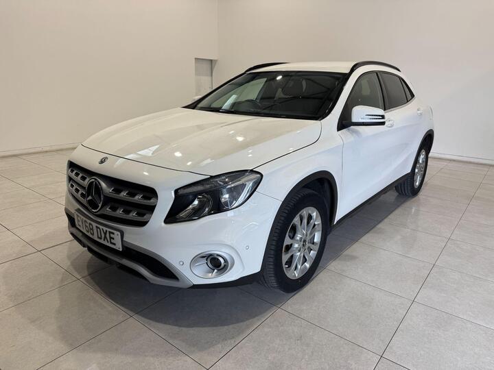 Mercedes-Benz GLA 1.6 GLA200 SE (Executive) 7G-DCT Euro 6 (s/s) 5dr