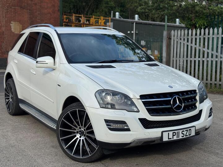 Mercedes-Benz M Class 3.0 ML350 CDI V6 BlueEfficiency Grand Edition G-Tronic 4WD Euro 5 5dr