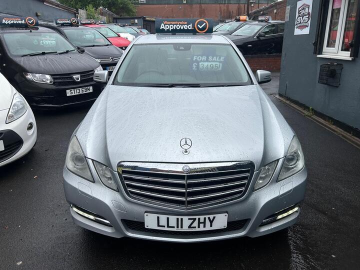 Mercedes-Benz E Class 3.0 E350 CDI V6 BlueEfficiency Avantgarde G-Tronic Euro 5 4dr