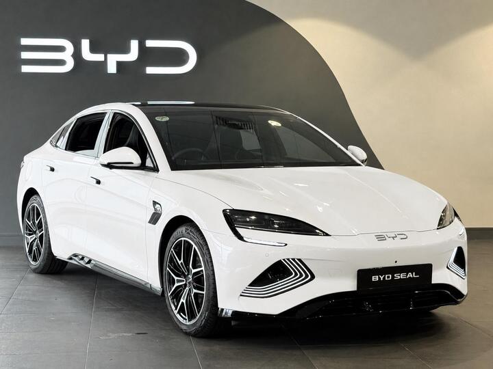 BYD SEAL 82.5kWh Design Auto 4dr