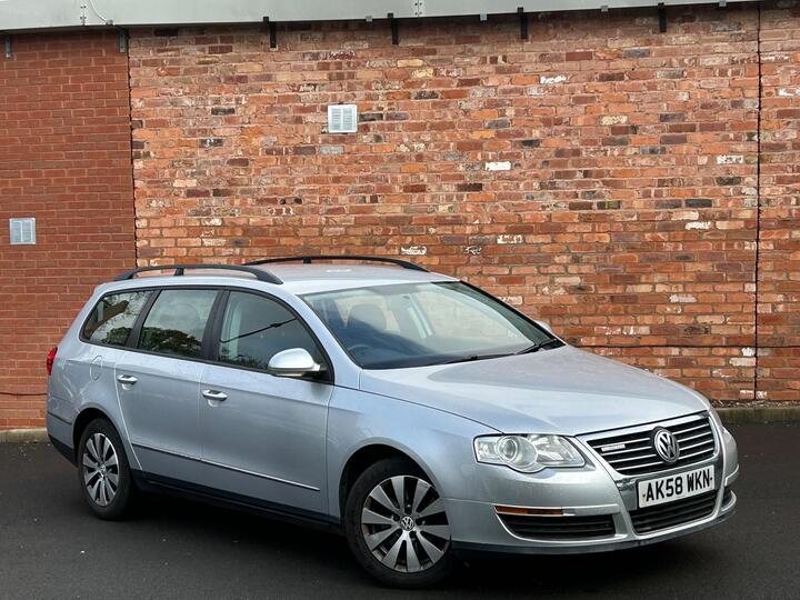 Volkswagen Passat 1.9 TDI BlueMotion Euro 4 5dr Volkswagen Passat 1.9 TDI BlueMotion Euro 4 5dr