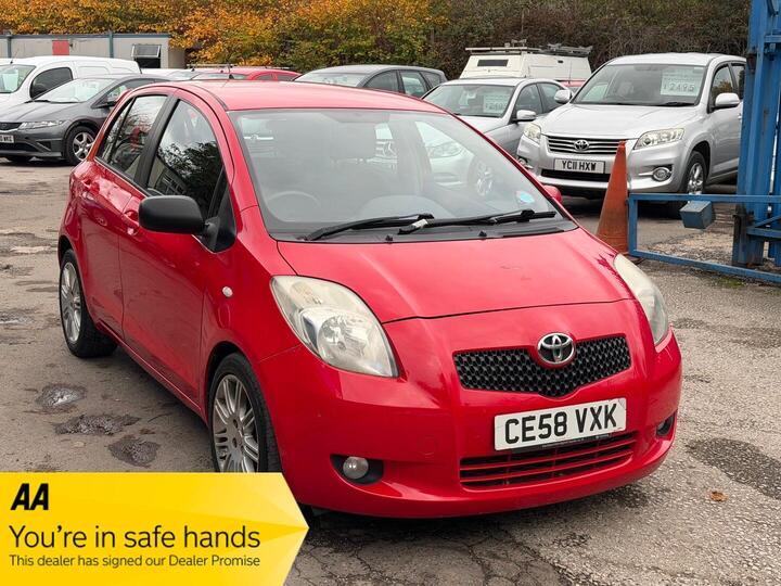 Toyota Yaris 1.3 VVT-i SR 5dr Toyota Yaris 1.3 VVT-i SR 5dr