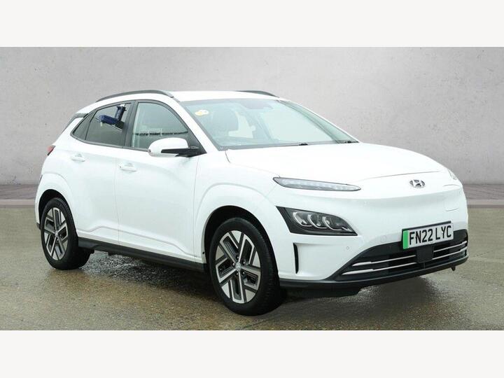 Hyundai KONA 64kWh Premium Auto 5dr (10.5kW Charger)