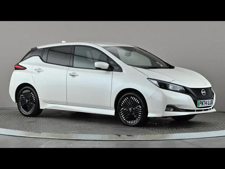 Nissan Leaf 39kWh N-Connecta Auto 5dr