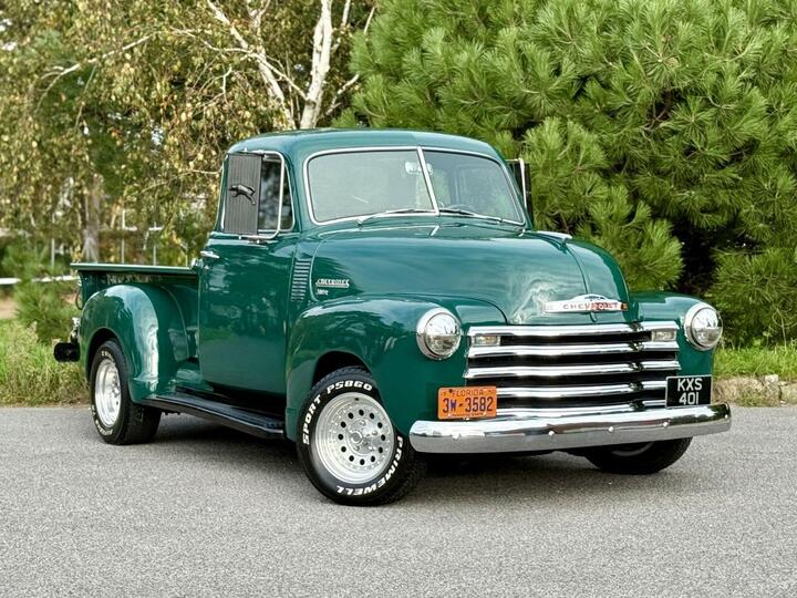 Chevrolet 3100 Pick-Up RestoMod 5.7 V8 350ci  '5 Window' Step Side 1/2 Ton Truck