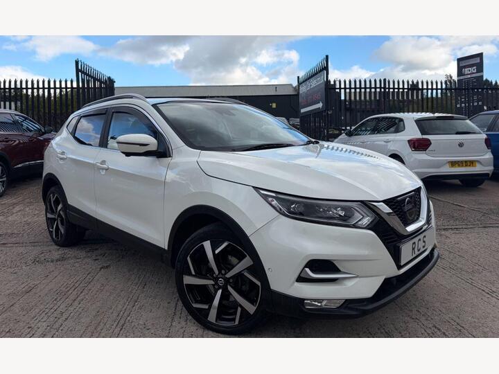 Nissan QASHQAI 1.5 DCi Tekna Euro 6 (s/s) 5dr