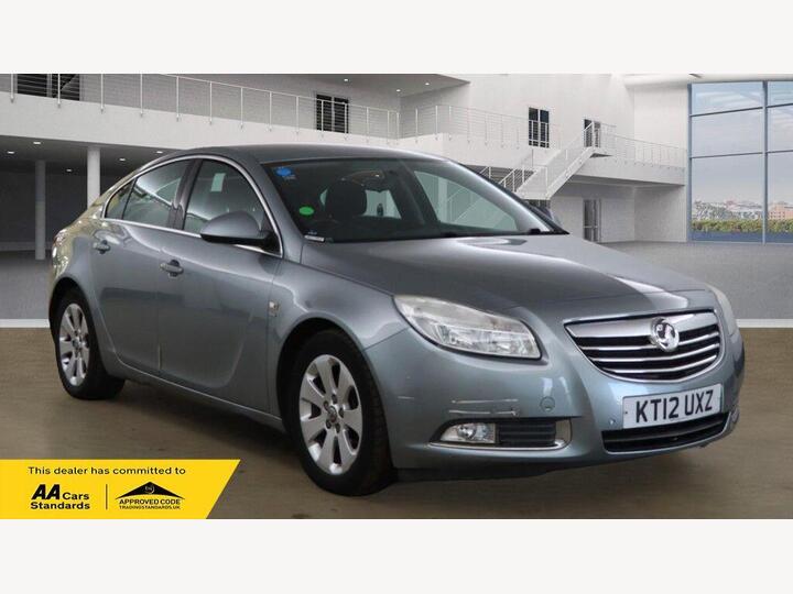 Vauxhall INSIGNIA 2.0 CDTi SRi Auto Euro 5 5dr Vauxhall INSIGNIA 2.0 CDTi SRi Auto Euro 5 5dr