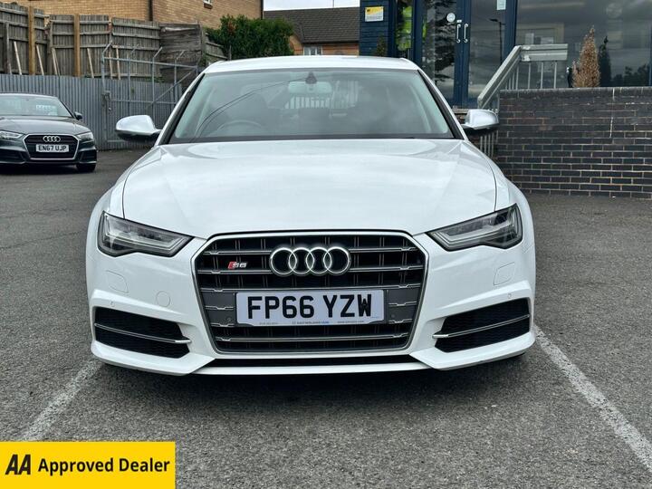 Audi S6 SALOON 4.0 TFSI V8 S Tronic Quattro Euro 6 (s/s) 4dr Audi S6 SALOON 4.0 TFSI V8 S Tronic Quattro Euro 6 (s/s) 4dr