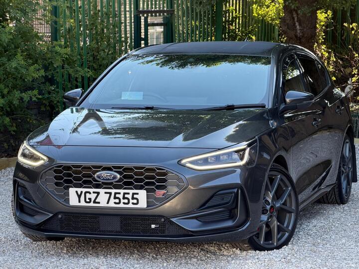 Ford Focus 2.3T EcoBoost ST Auto Euro 6 (s/s) 5dr