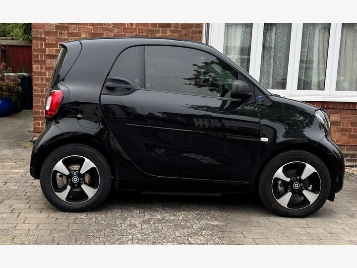 Smart Fortwo 17.6kWh Passion Advanced Auto 2dr (22kW Charger)