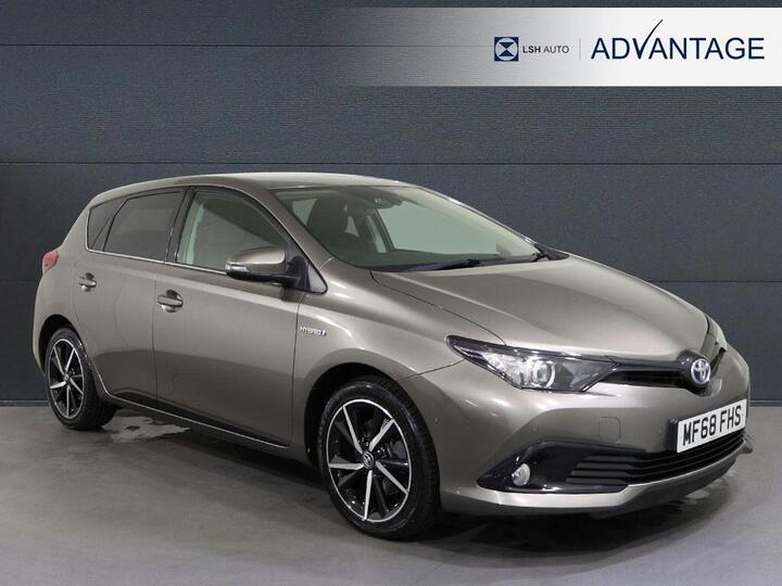 Toyota Auris 1.8 VVT-h Design CVT Euro 6 (s/s) 5dr Toyota Auris 1.8 VVT-h Design CVT Euro 6 (s/s) 5dr