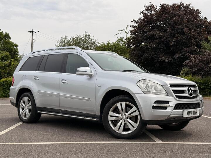 Mercedes-Benz GL Class 3.0 GL350 CDI V6 BlueEfficiency G-Tronic 4WD Euro 5 5dr Mercedes-Benz GL Class 3.0 GL350 CDI V6 BlueEfficiency G-Tronic 4WD Euro 5 5dr