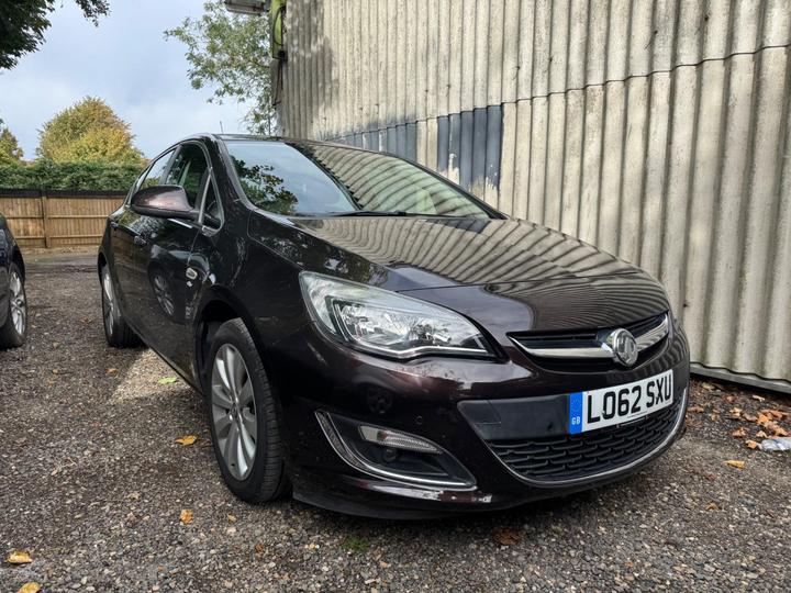 Vauxhall Astra 1.6 16v Elite Auto Euro 5 5dr