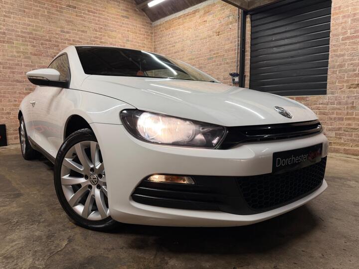 Volkswagen Scirocco 1.4 TSI DSG Euro 5 3dr (Nav)