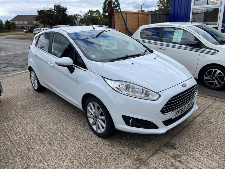 Ford Fiesta 1.0T EcoBoost Titanium Euro 6 (s/s) 5dr