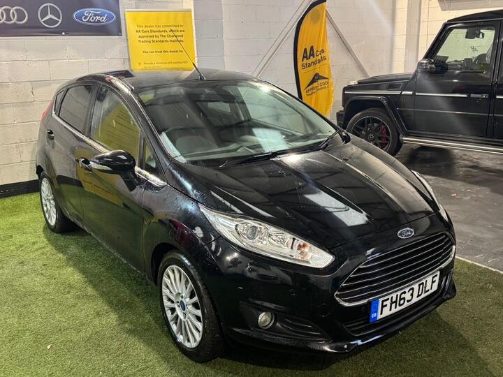 Ford Fiesta 1.0T EcoBoost Titanium Euro 5 (s/s) 5dr