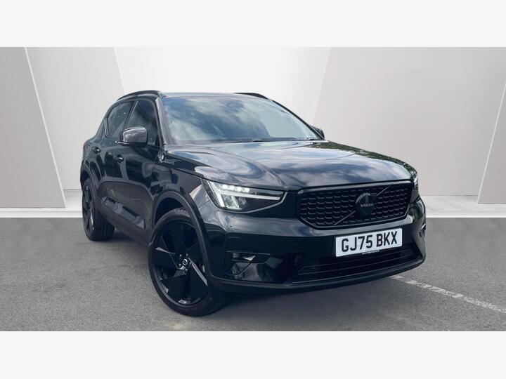Volvo XC40 2.0 B3 MHEV Plus Black Edition DCT Auto Euro 6 (s/s) 5dr