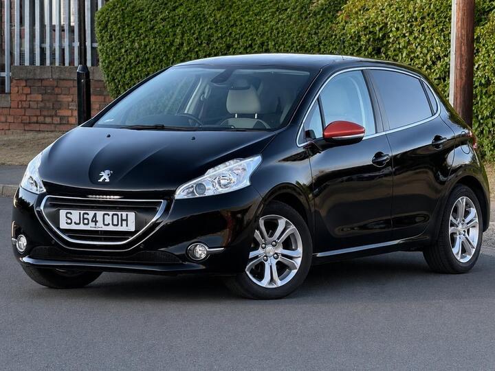 Peugeot 208 1.2 VTi Roland Garros Euro 5 5dr