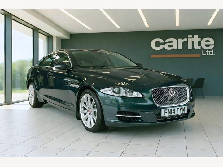 Jaguar XJ 3.0d V6 Luxury Auto Euro 5 (s/s) 4dr