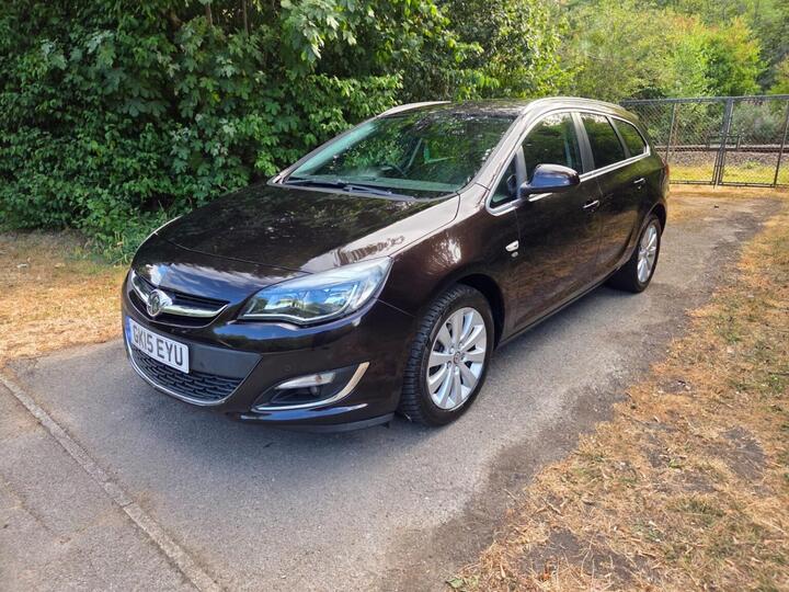 Vauxhall ASTRA 2.0 CDTi Elite Sports Tourer Auto Euro 5 5dr