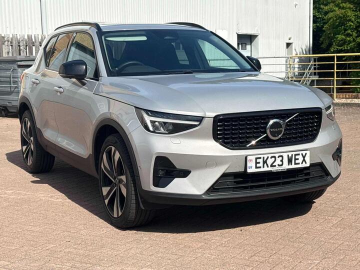 Volvo XC40 2.0 B4 MHEV Ultimate DCT Auto Euro 6 (s/s) 5dr