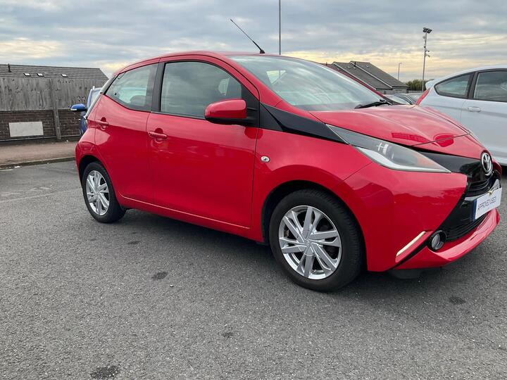 Toyota AYGO 1.0 VVT-i X-pression X-wave X-shift Euro 5 5dr Euro 5
