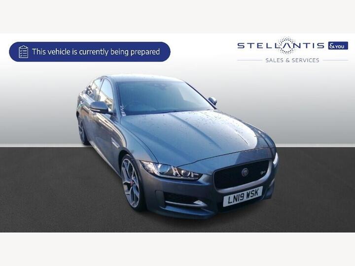 Jaguar XE 2.0d R-Sport Auto Euro 6 (s/s) 4dr
