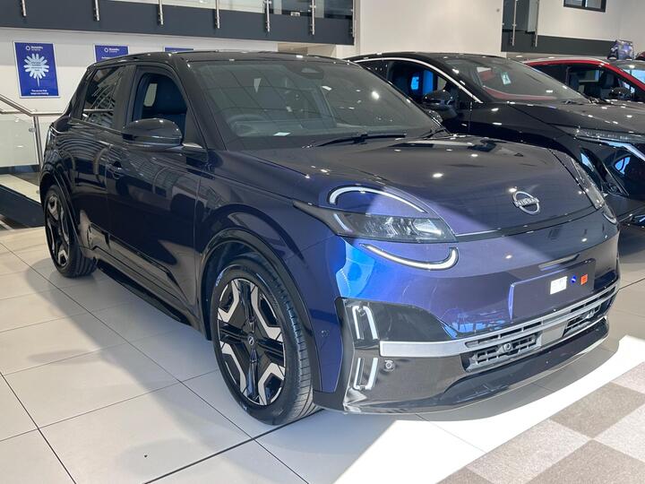 Nissan Micra Extended Range 52kWh Advance Auto 5dr