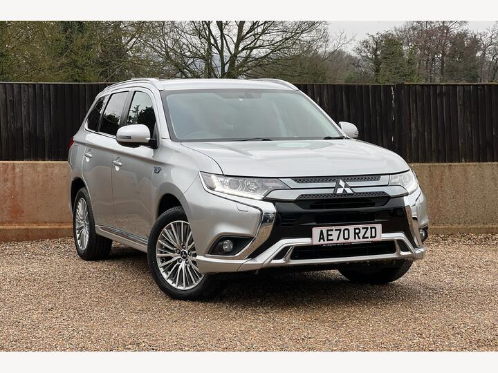 Mitsubishi Outlander 2.4h TwinMotor 13.8kWh Design CVT 4WD Euro 6 (s/s) 5dr