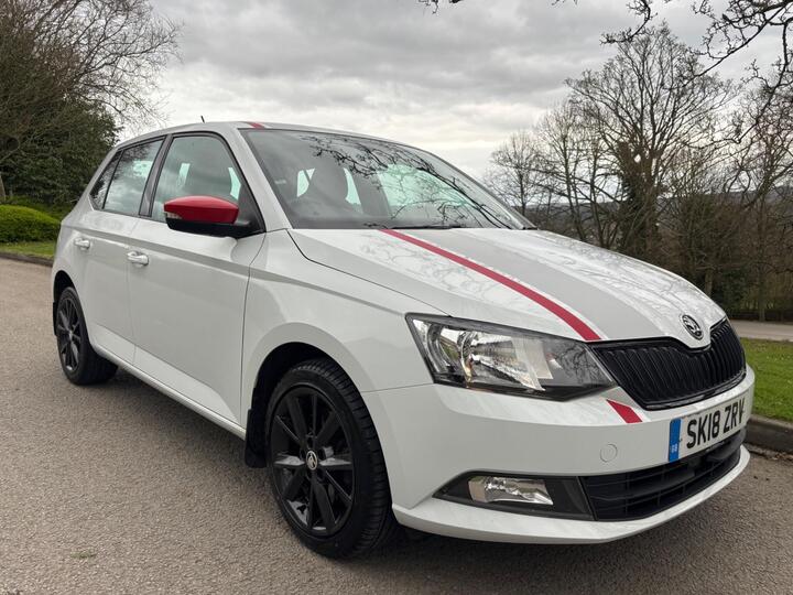 Skoda Fabia 1.0 TSI RedLine Euro 6 (s/s) 5dr Skoda Fabia 1.0 TSI RedLine Euro 6 (s/s) 5dr