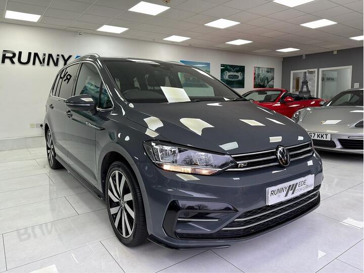 Volkswagen Touran 1.5 TSI EVO R-Line DSG Euro 6 (s/s) 5dr