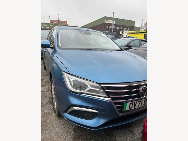 MG MG5 61.1kWh Excite Long Range Auto 5dr