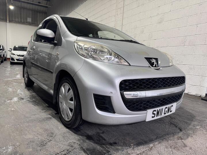 Peugeot 107 1.0 12V Urban 2 Tronic Euro 5 3dr