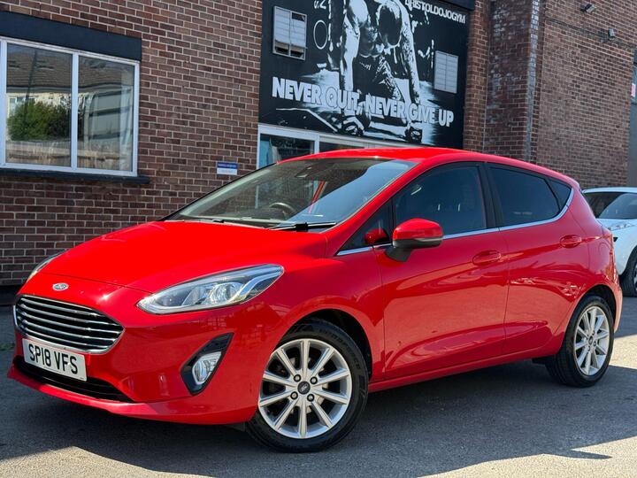 Ford Fiesta 1.0T EcoBoost Titanium Euro 6 (s/s) 5dr