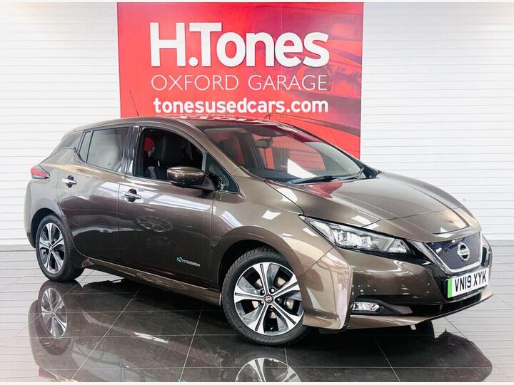 Nissan LEAF 40kWh Tekna Auto 5dr